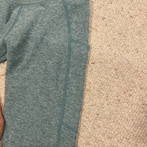 Green/blue Kirkland leggings size small - Picture 3 of 4